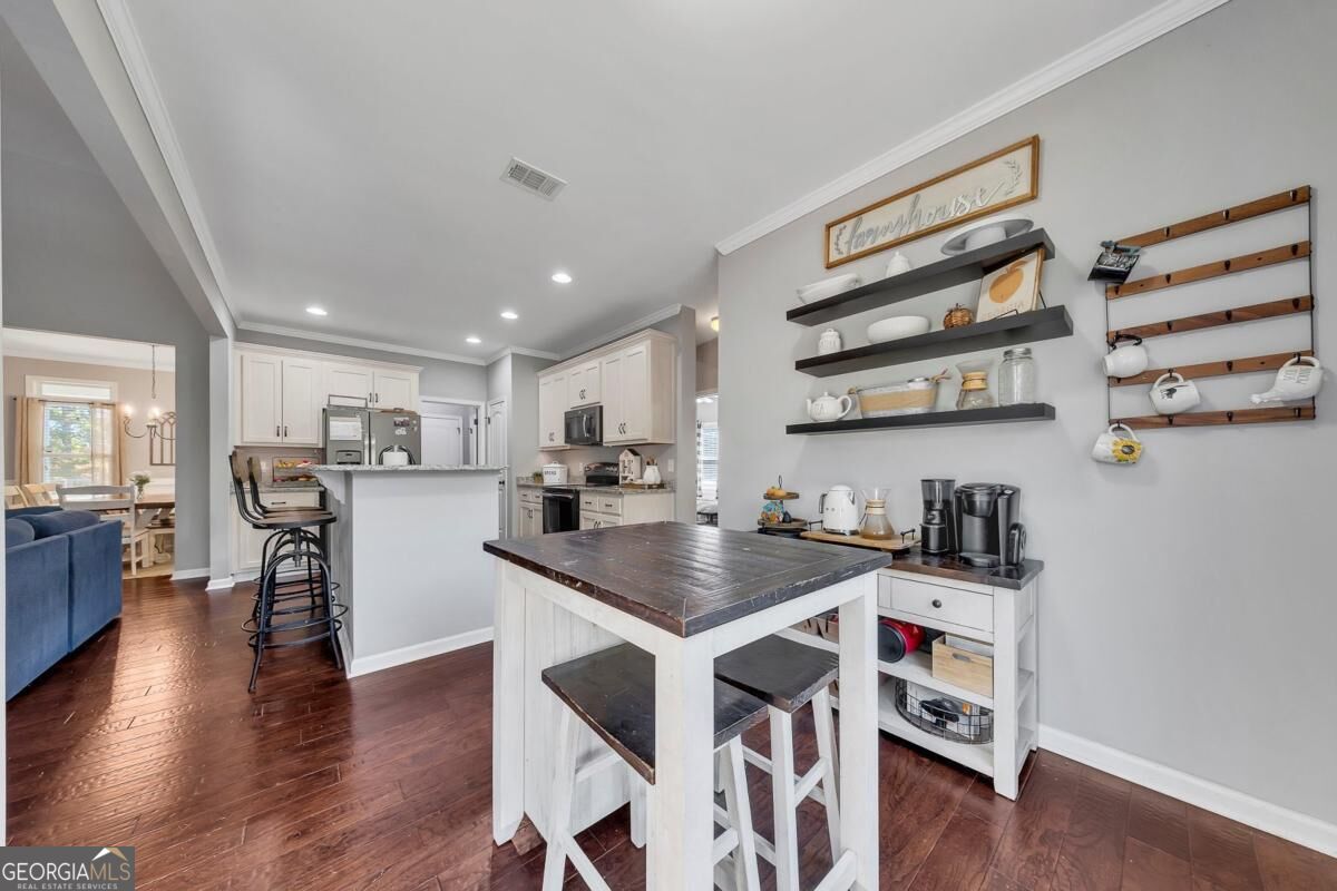 810 Flatbottom Road Property Photo 16