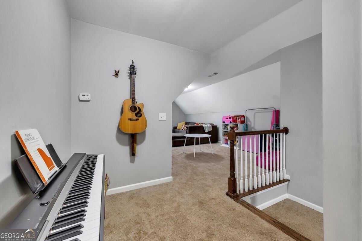 810 Flatbottom Road Property Photo 30