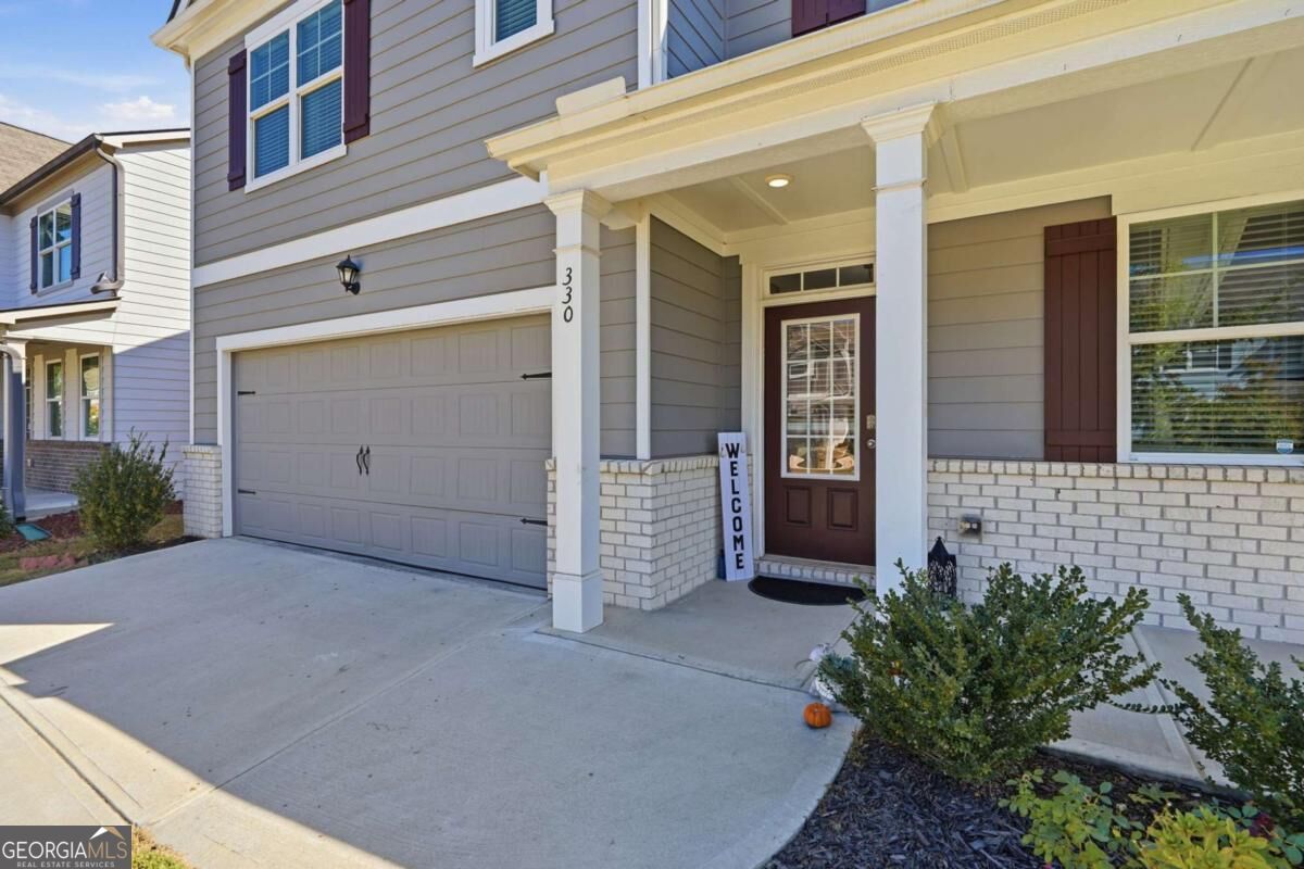 330 Shadwood Place Property Photo 4