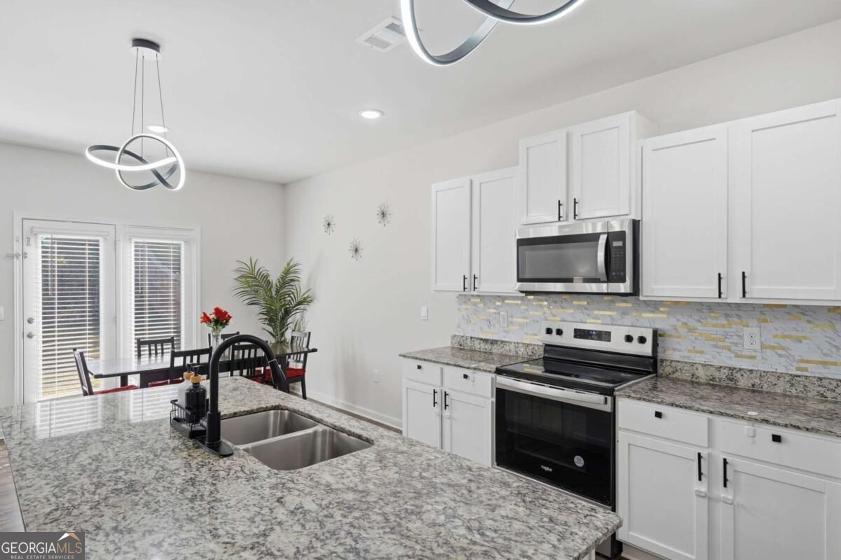 330 Shadwood Place Property Photo 10
