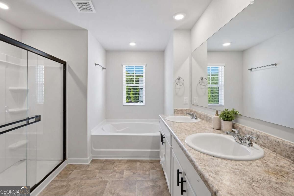330 Shadwood Place Property Photo 28