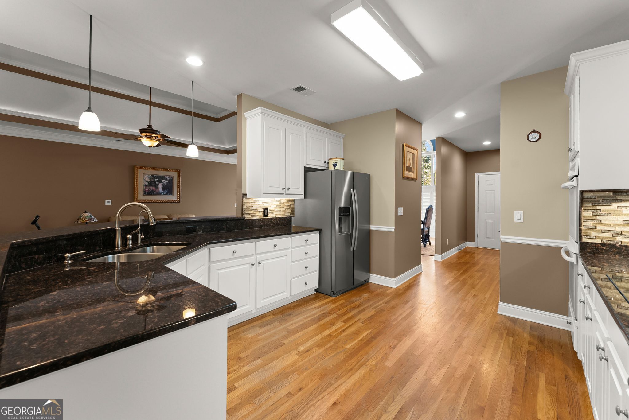 1616 Holly Ridge Drive Property Photo 8