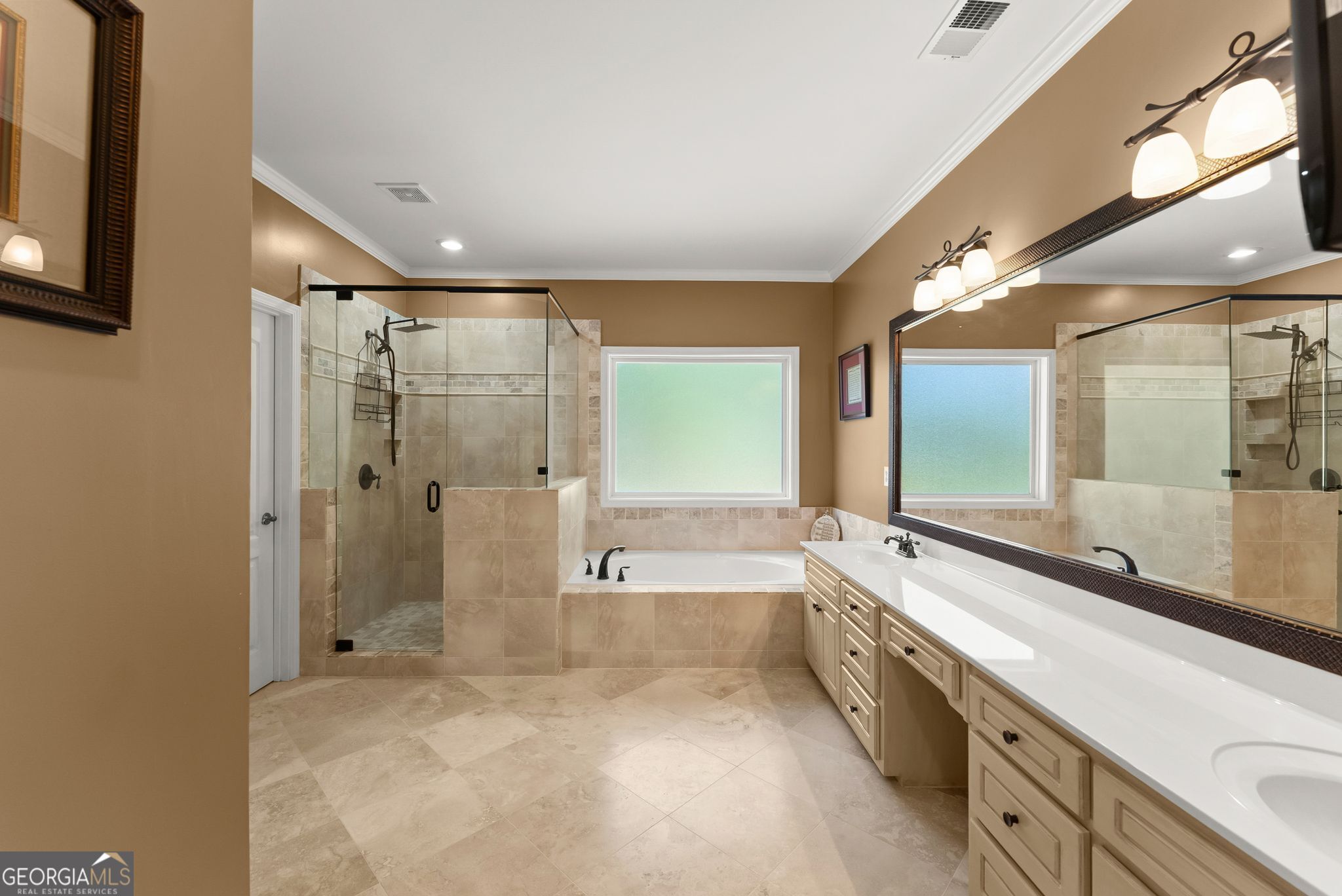 1616 Holly Ridge Drive Property Photo 18