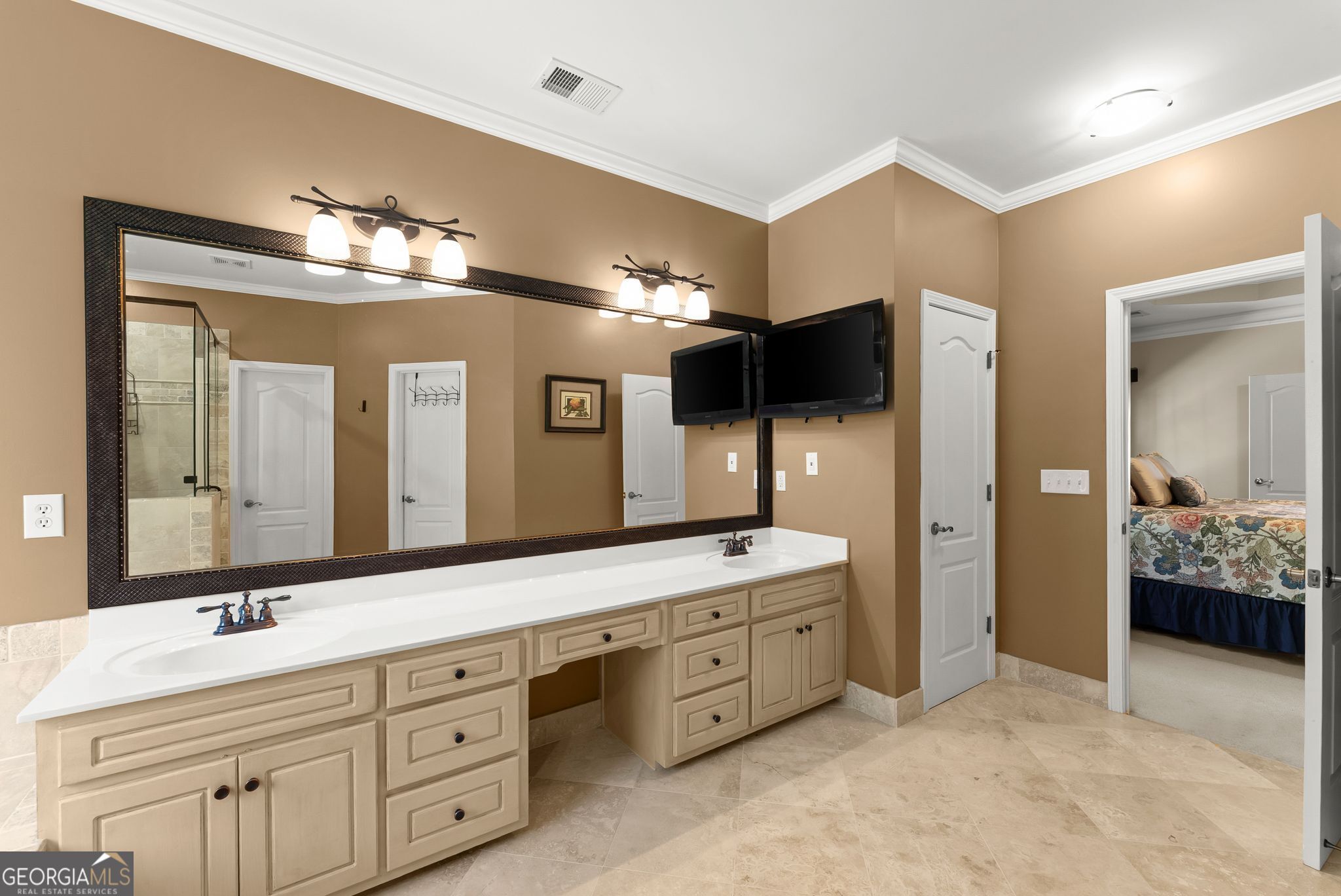 1616 Holly Ridge Drive Property Photo 21