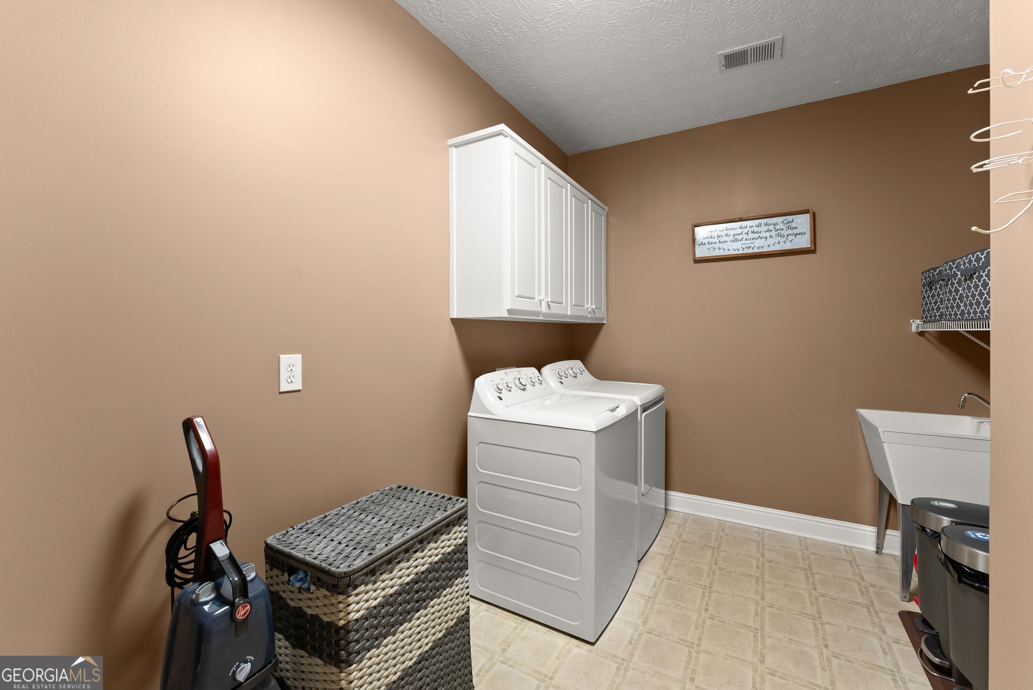 1616 Holly Ridge Drive Property Photo 48