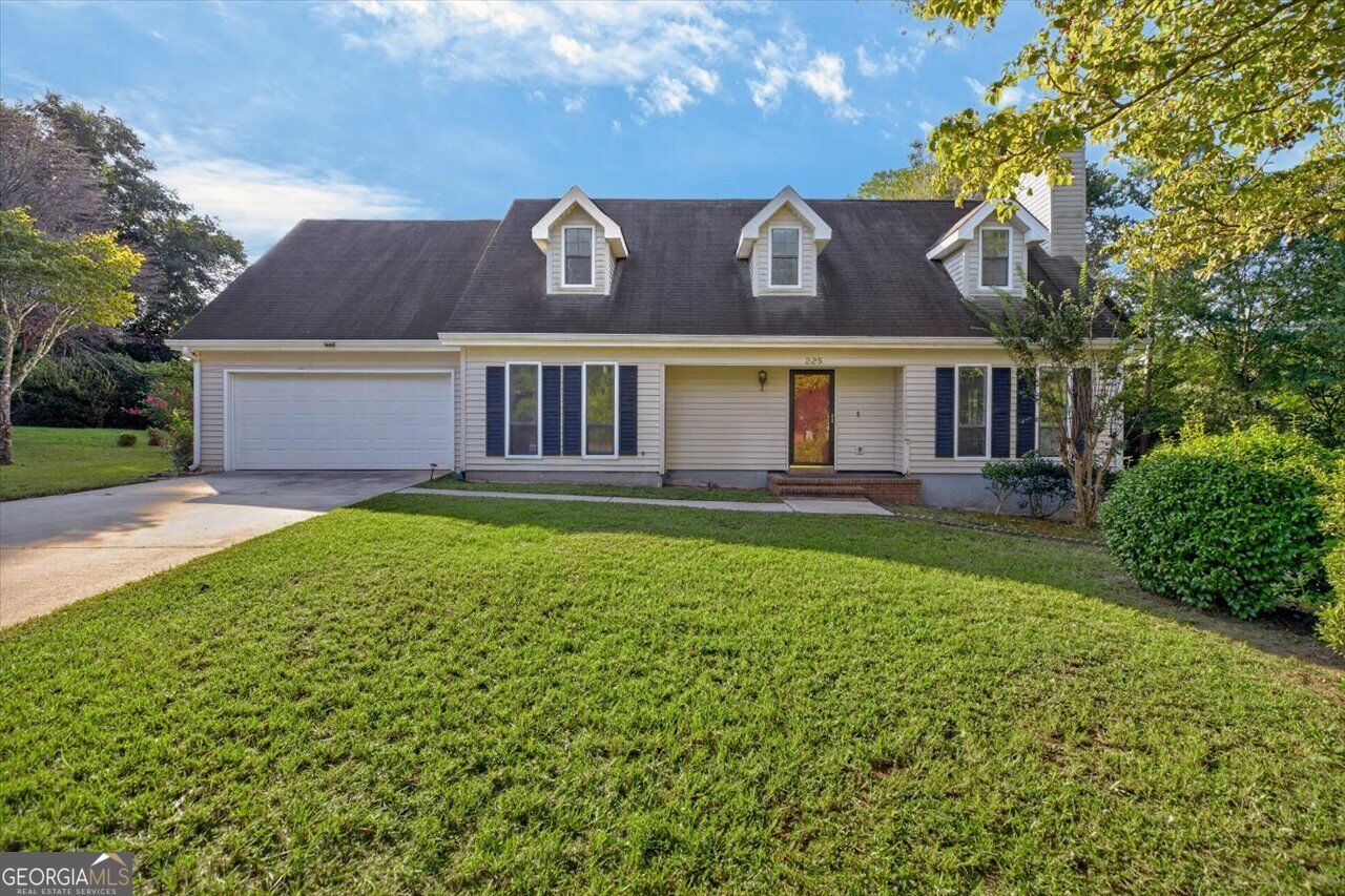 225 Blue Ridge Lane Property Photo 1