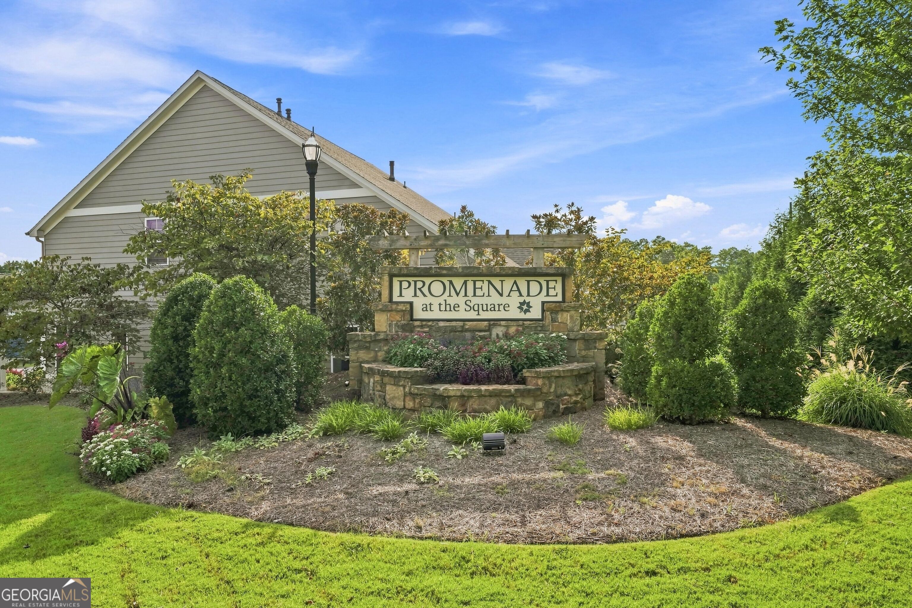 229 Scottsdale Drive Property Photo 44
