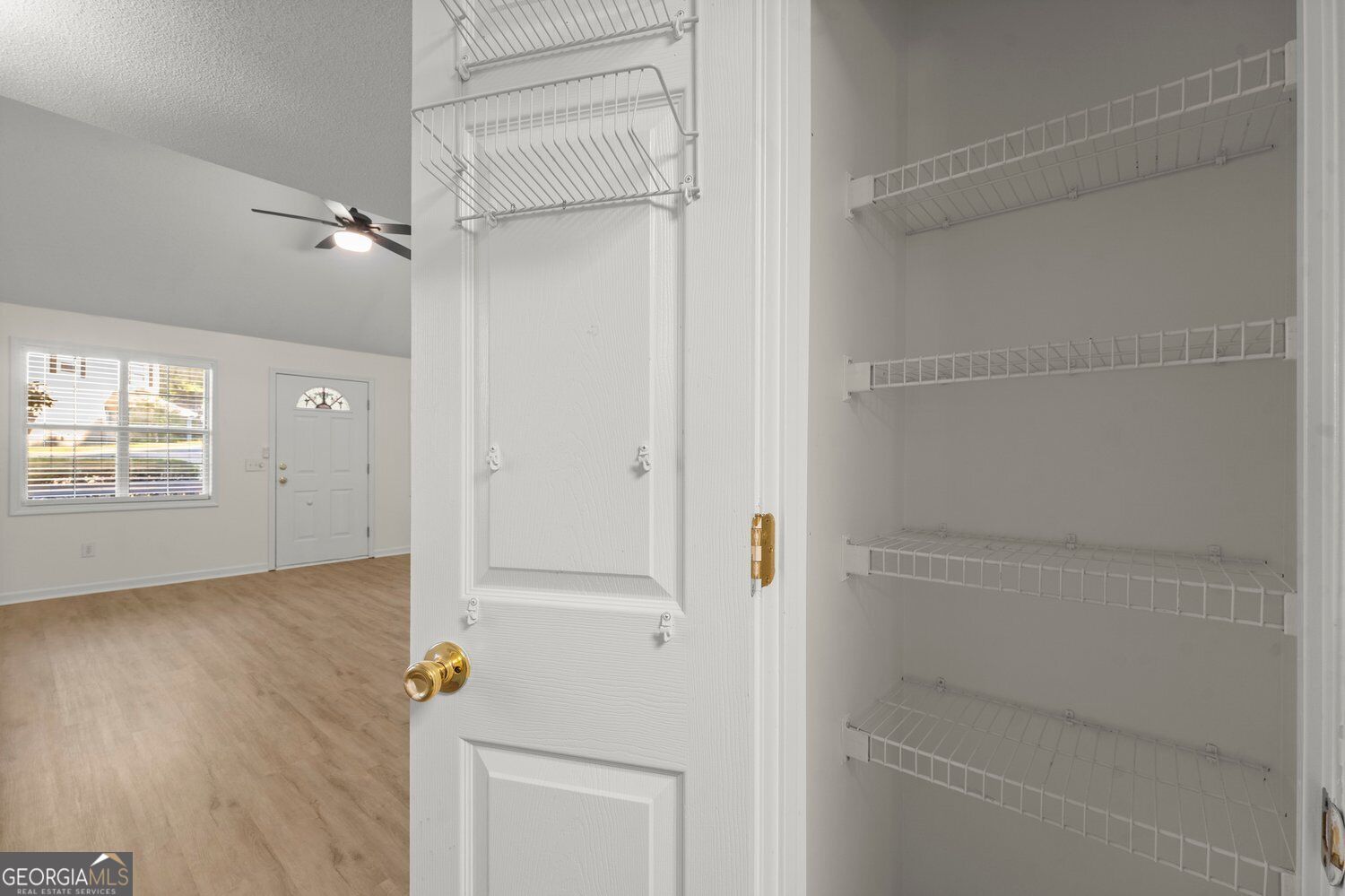 1007 Hillsborough Chase Nw Property Photo 6