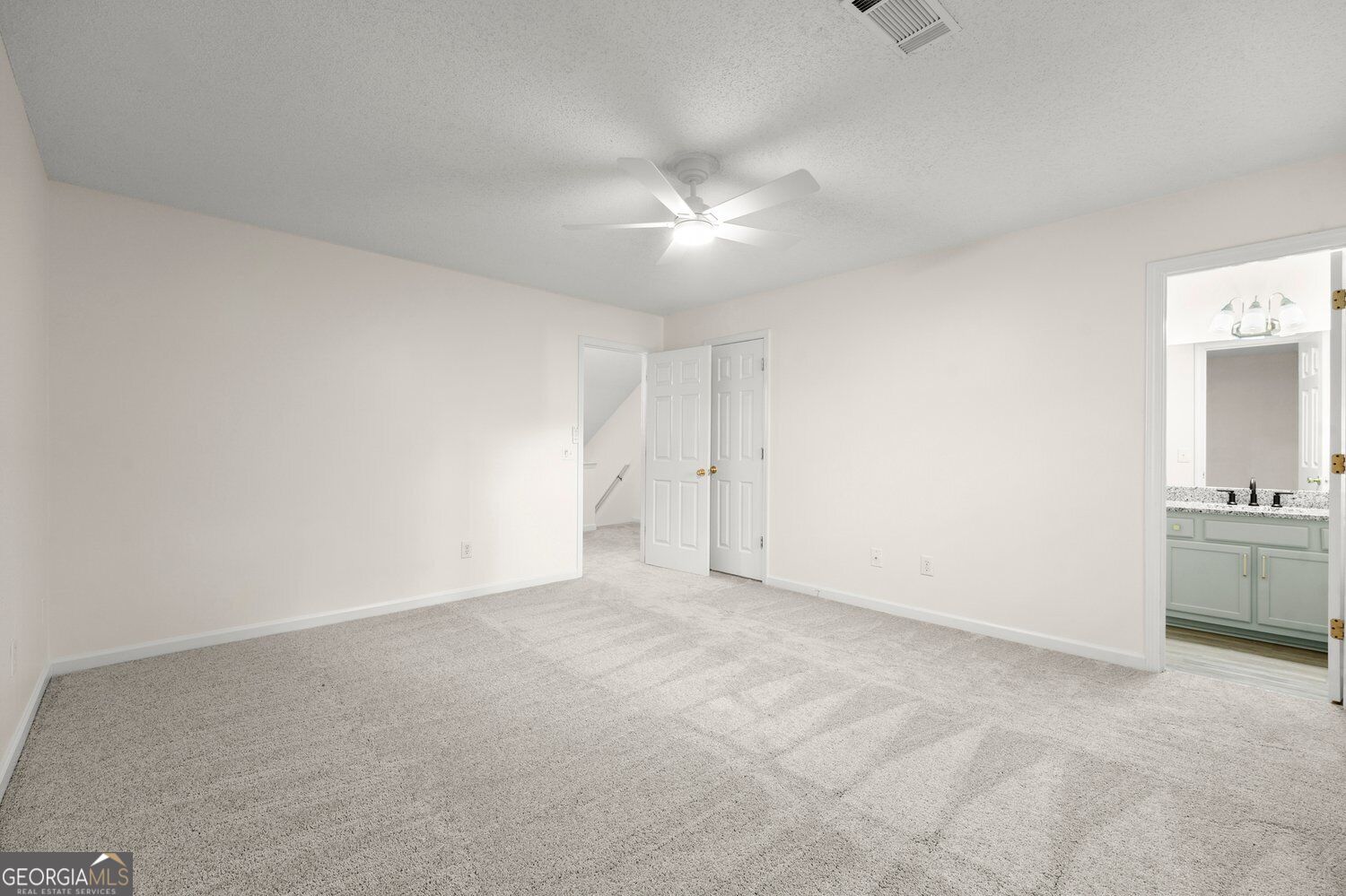1007 Hillsborough Chase Nw Property Photo 12