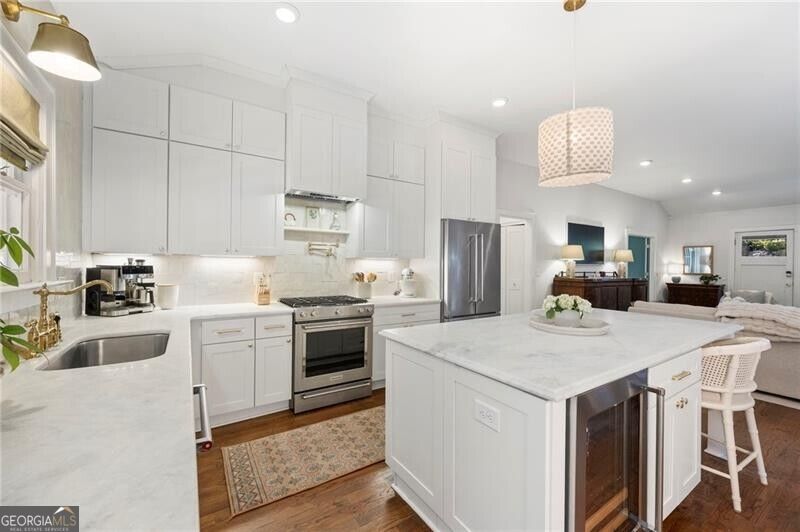 675 Amsterdam Avenue Ne Property Photo 15