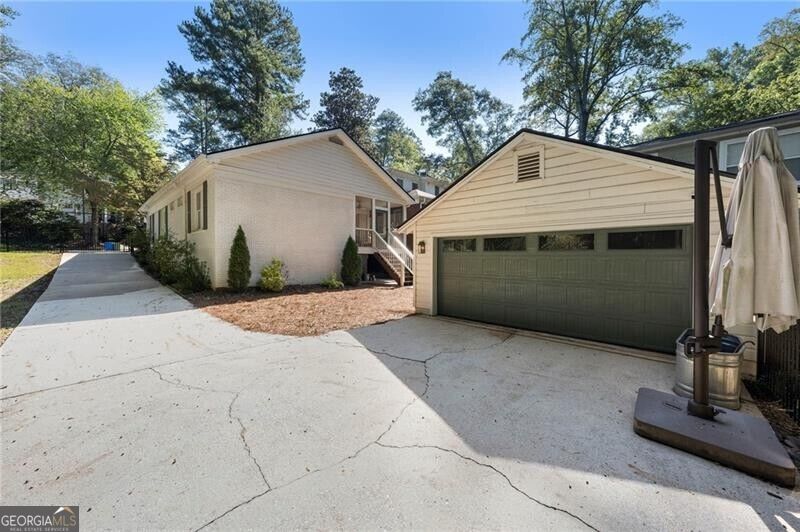 675 Amsterdam Avenue Ne Property Photo 38