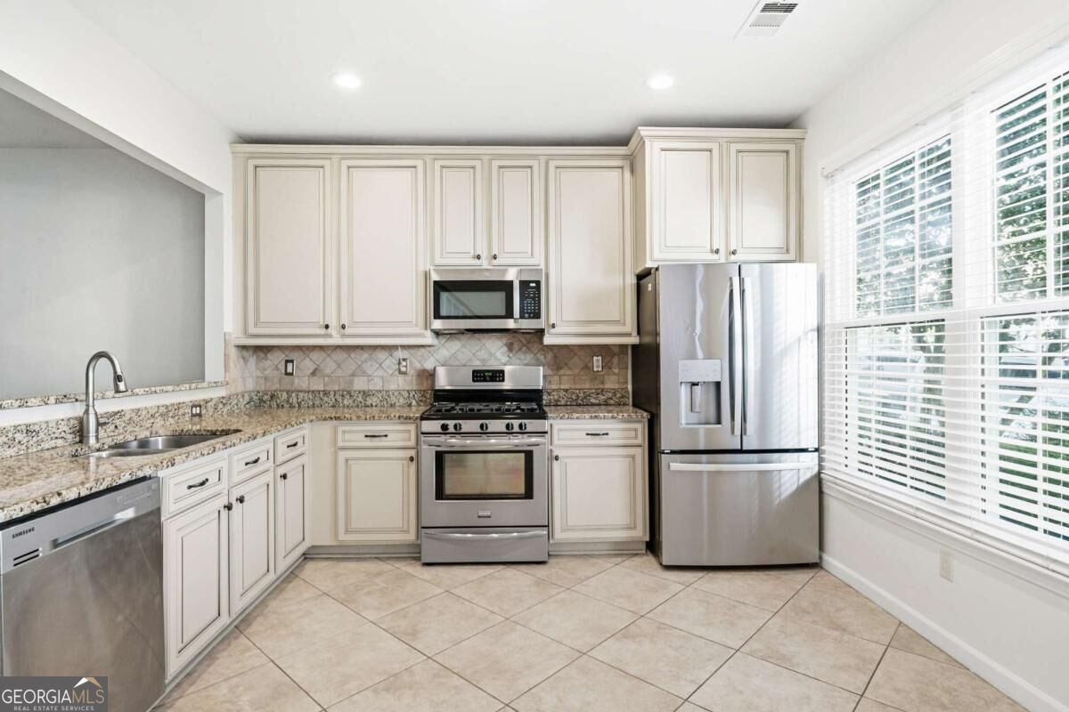 1205 Whitestone Ridge Property Photo 5