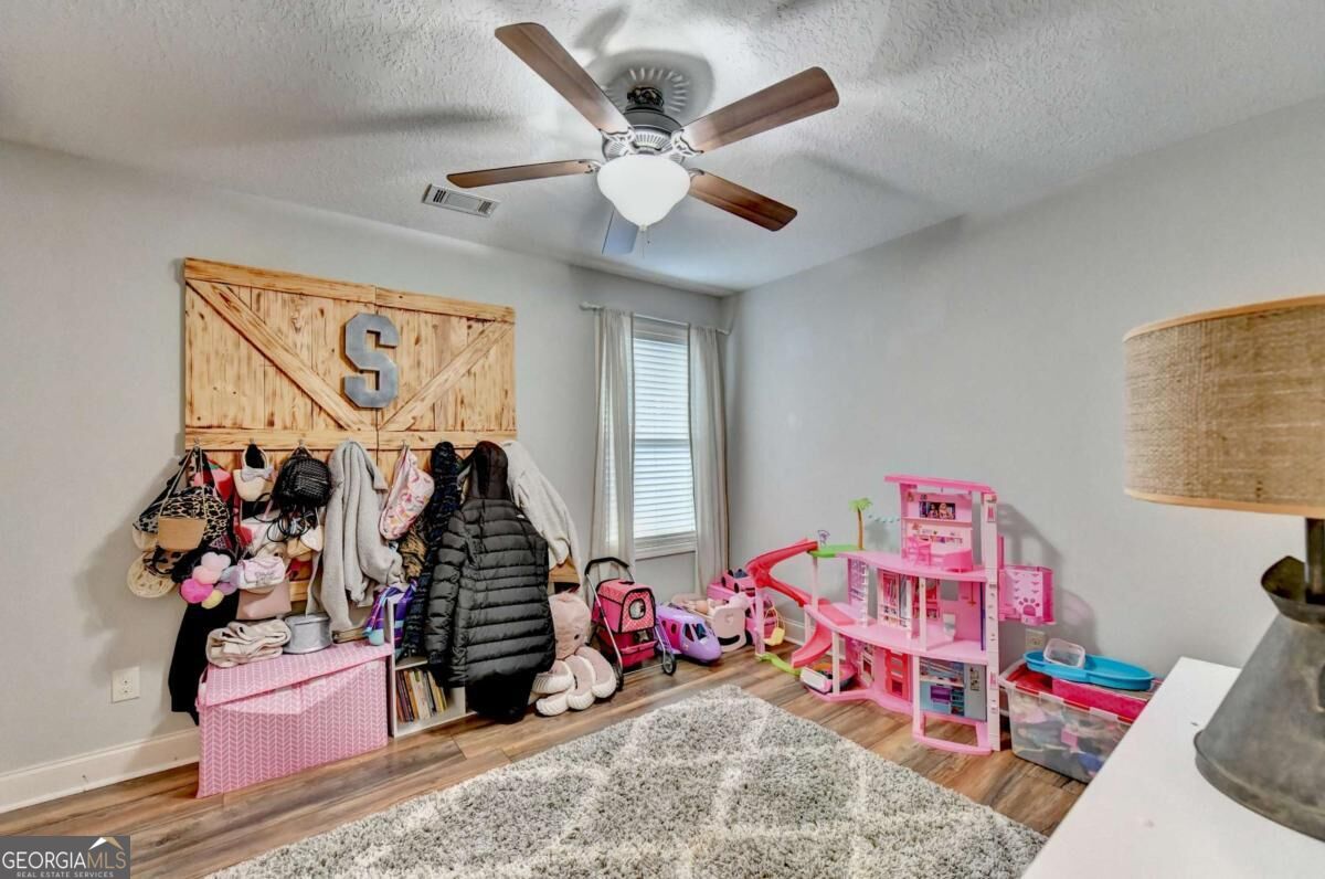 1052 Blakewood Court Property Photo 30