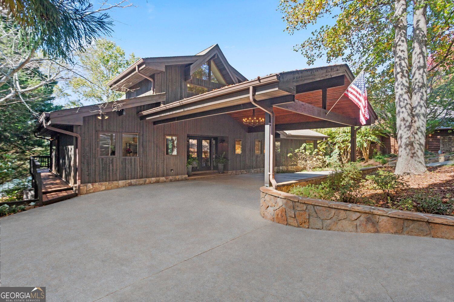 431 Oakmont Drive Property Photo 8