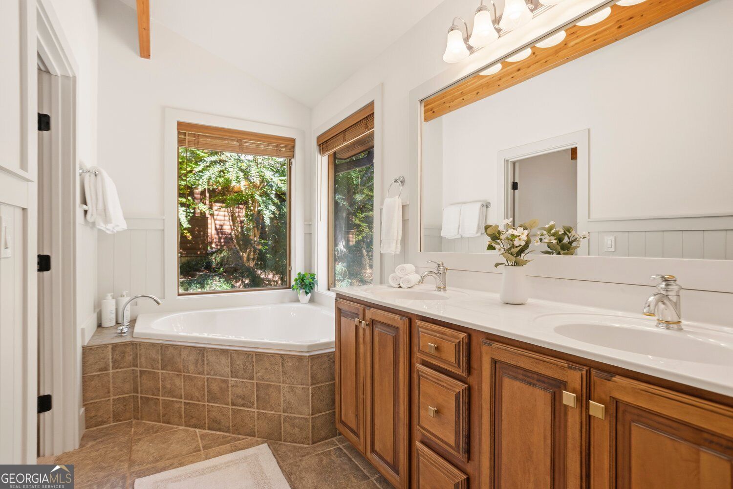 431 Oakmont Drive Property Photo 36
