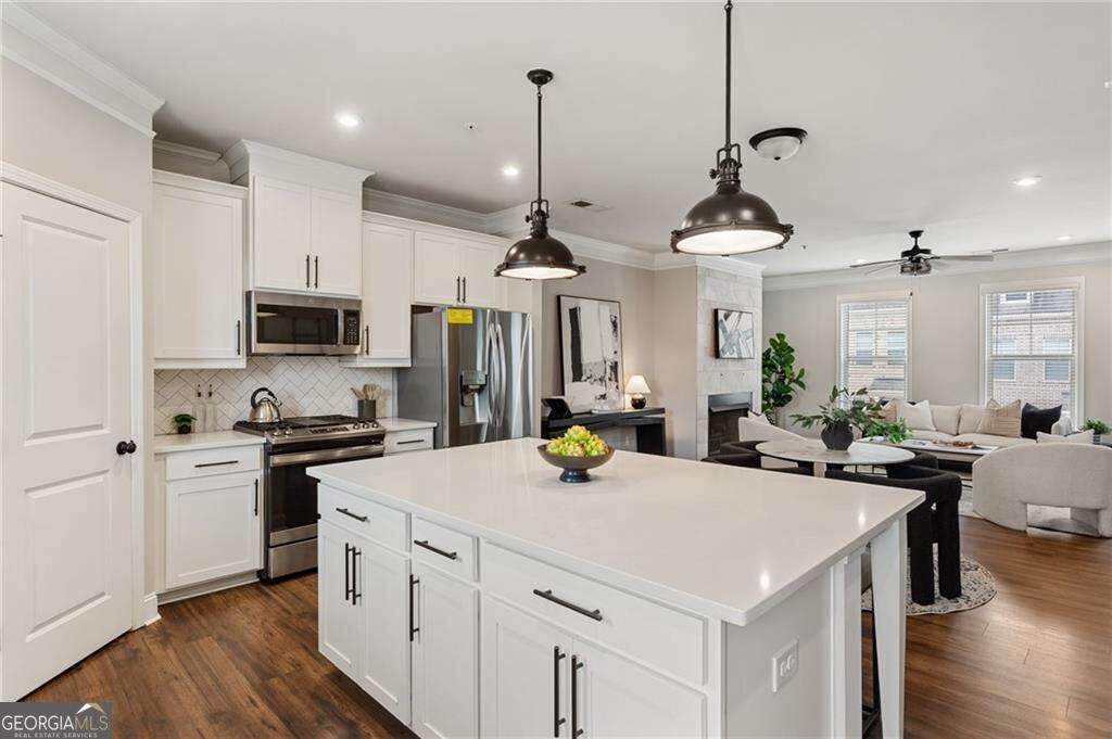 6469 Brookside Boulevard Se Property Photo 10