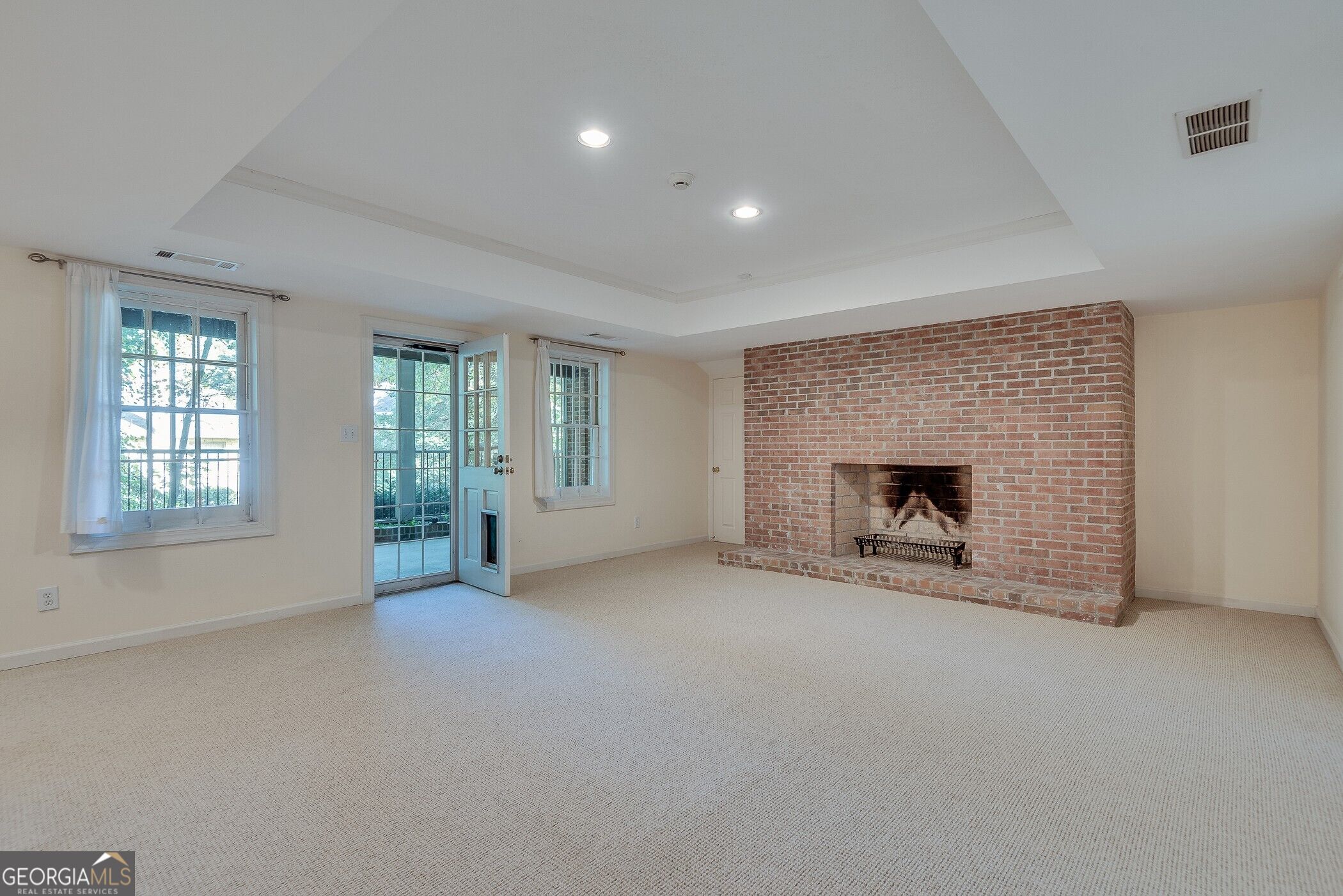 1882 Bedfordshire Court Property Photo 62