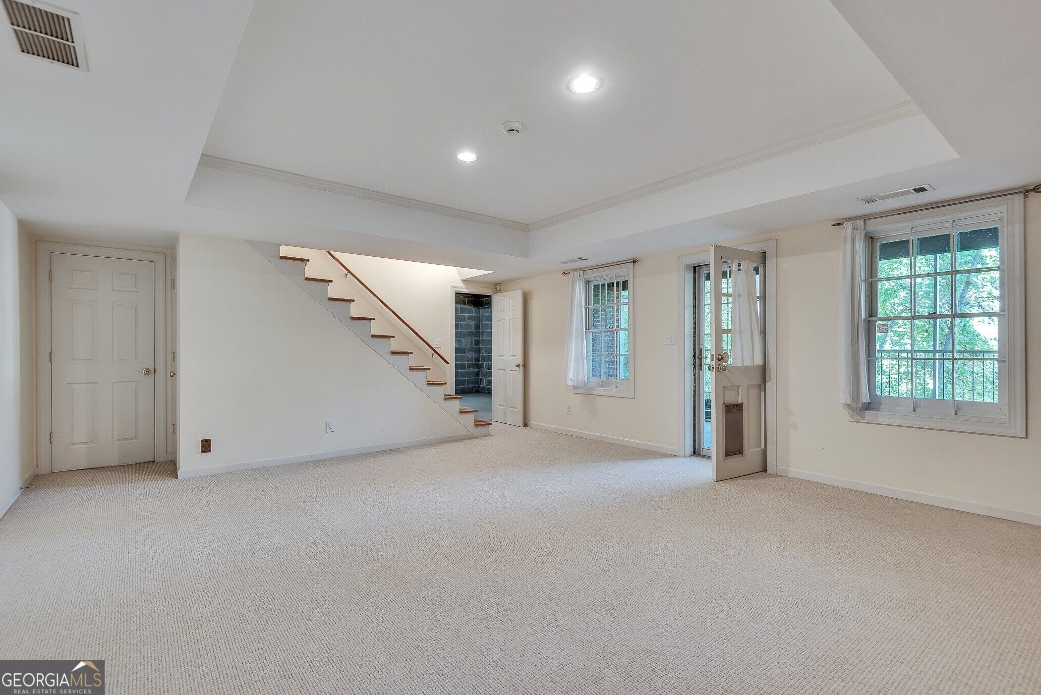 1882 Bedfordshire Court Property Photo 64