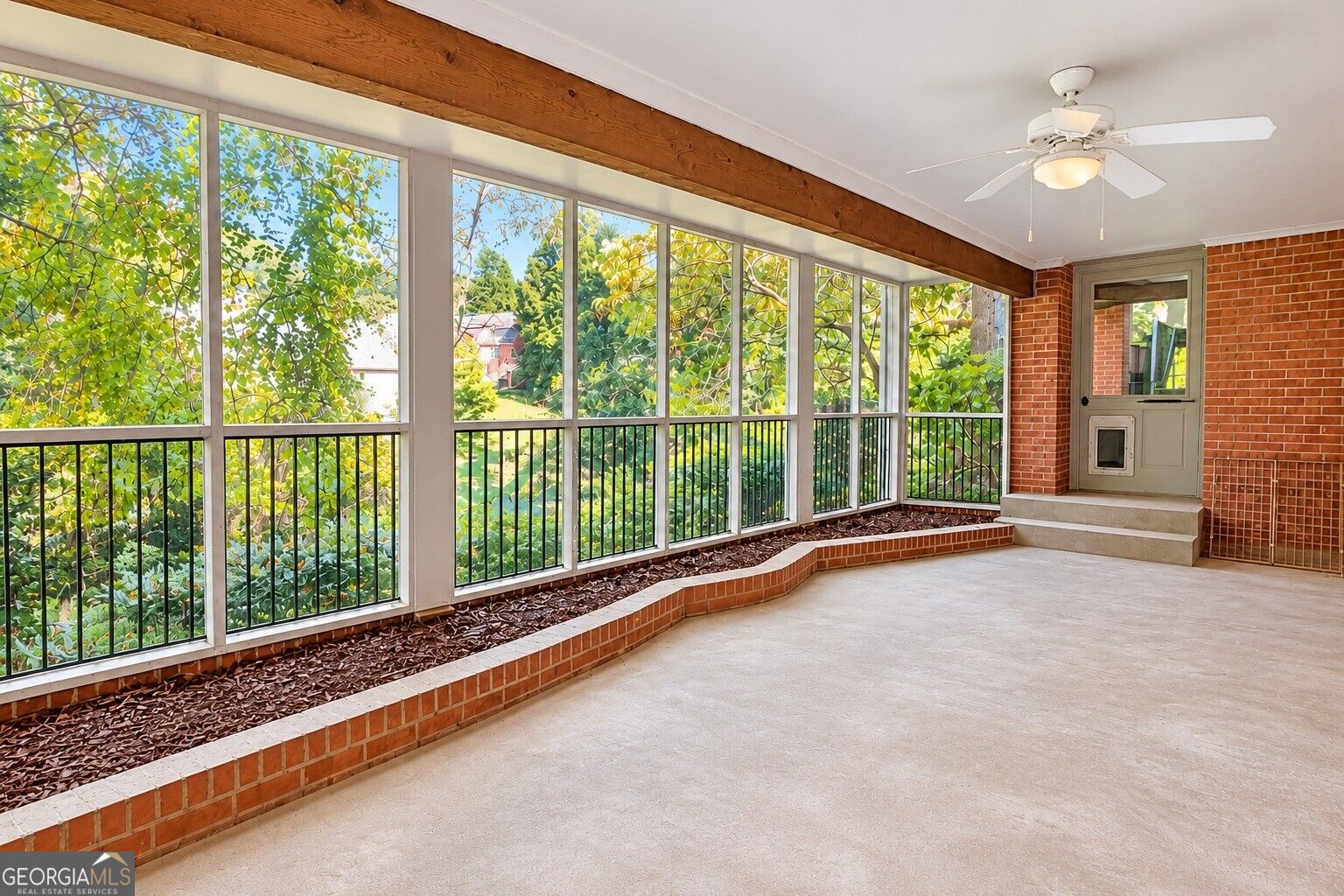 1882 Bedfordshire Court Property Photo 68