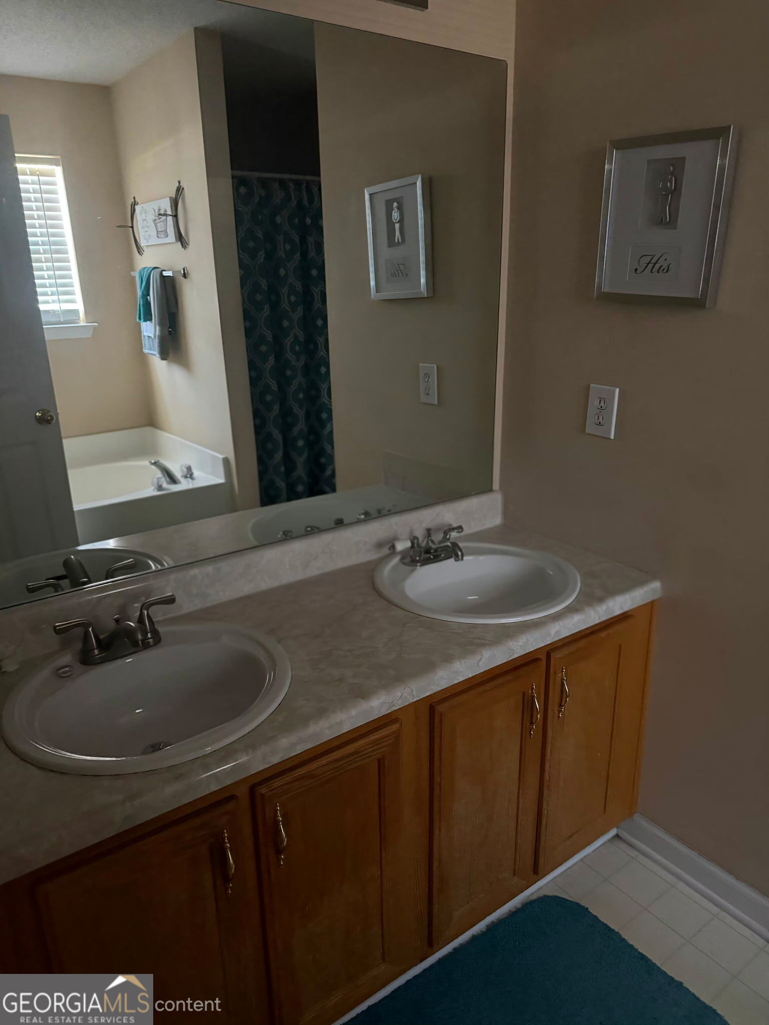 5842 Waggoner Court Property Photo 11
