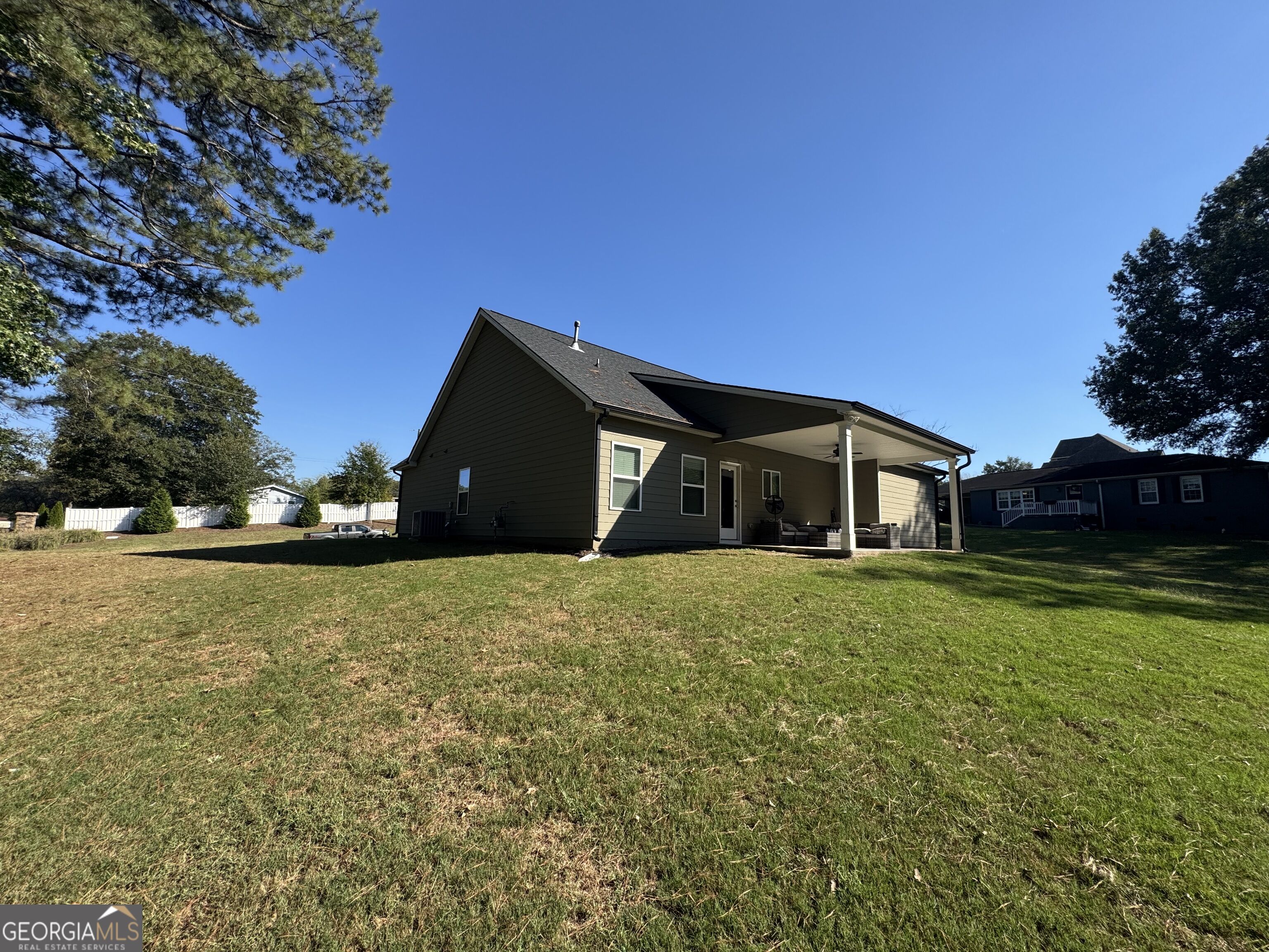 101 Holtz Drive Property Photo 3