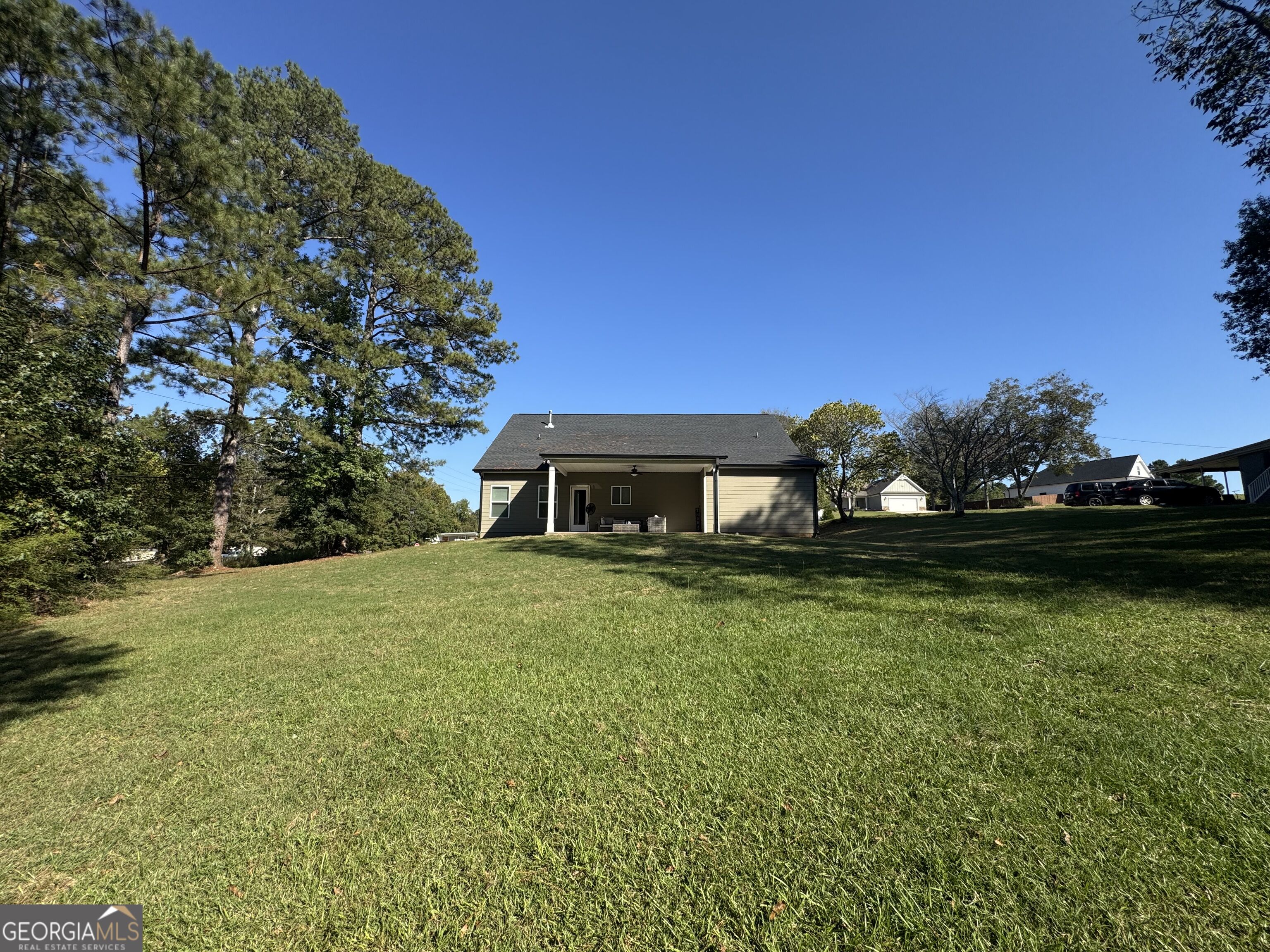 101 Holtz Drive Property Photo 4