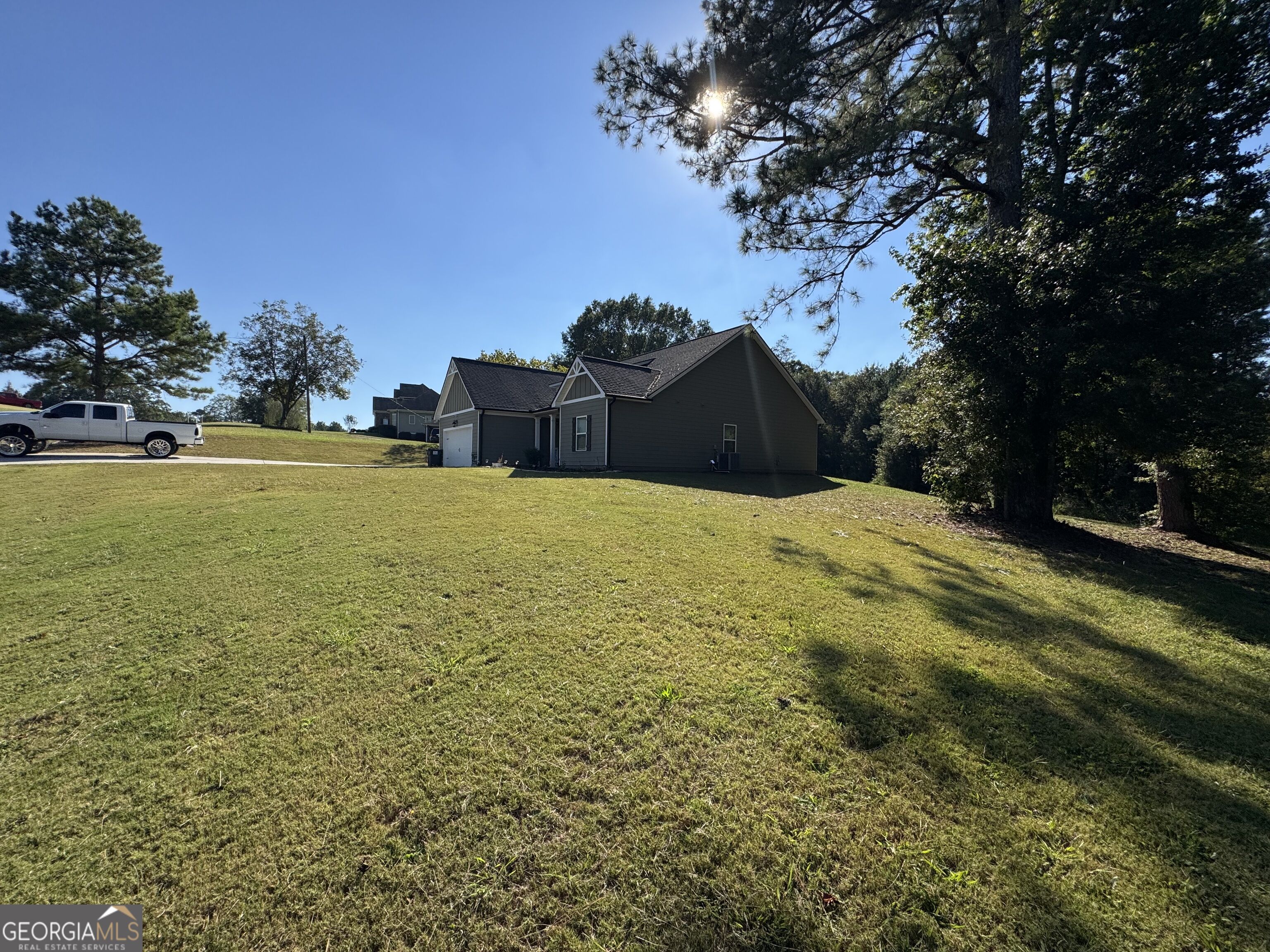101 Holtz Drive Property Photo 6