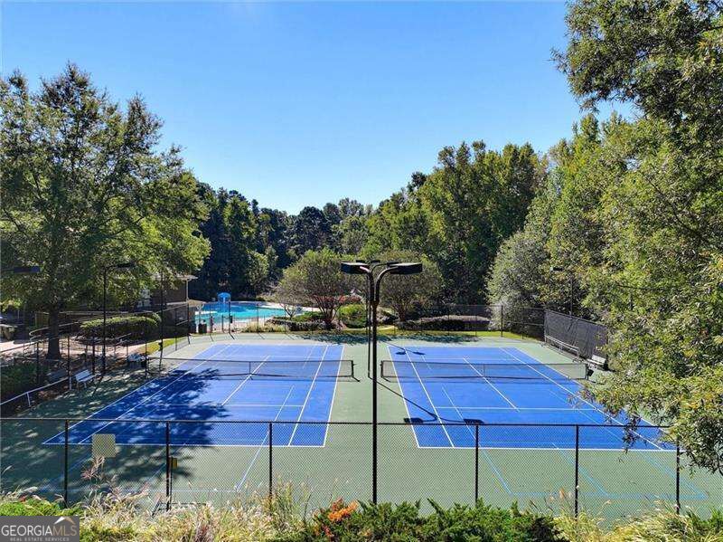 4010 Creekshire Trail Property Photo 43