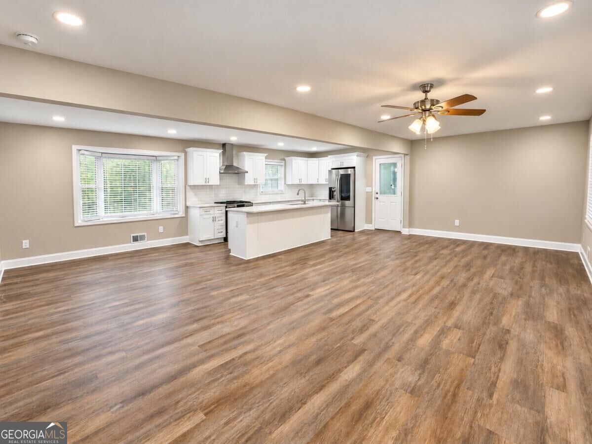 3450 Spring Valley Boulevard Property Photo 8