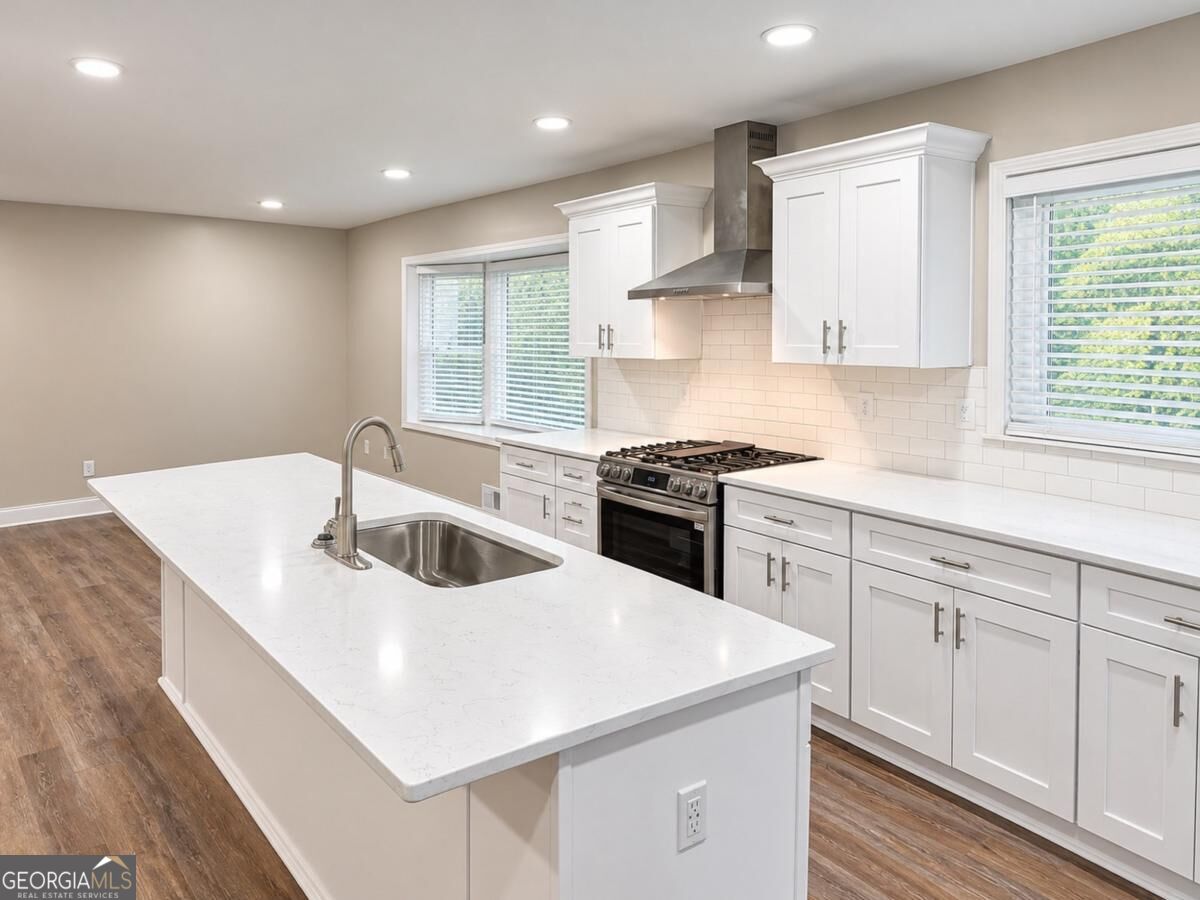 3450 Spring Valley Boulevard Property Photo 10