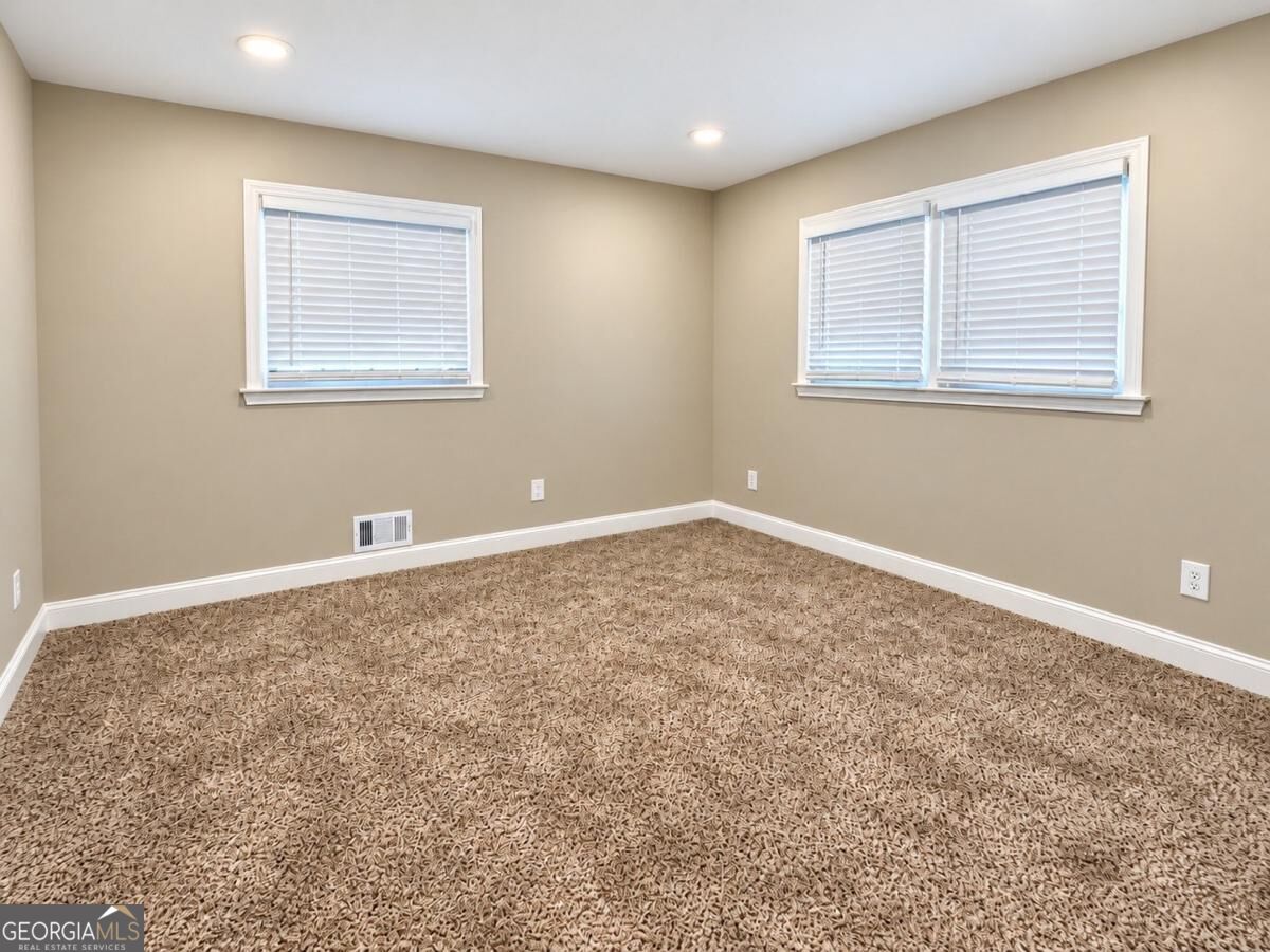 3450 Spring Valley Boulevard Property Photo 17