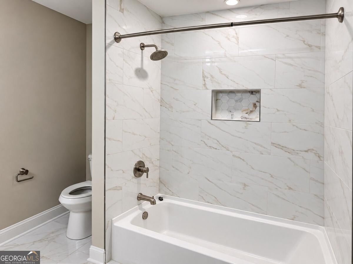 3450 Spring Valley Boulevard Property Photo 24