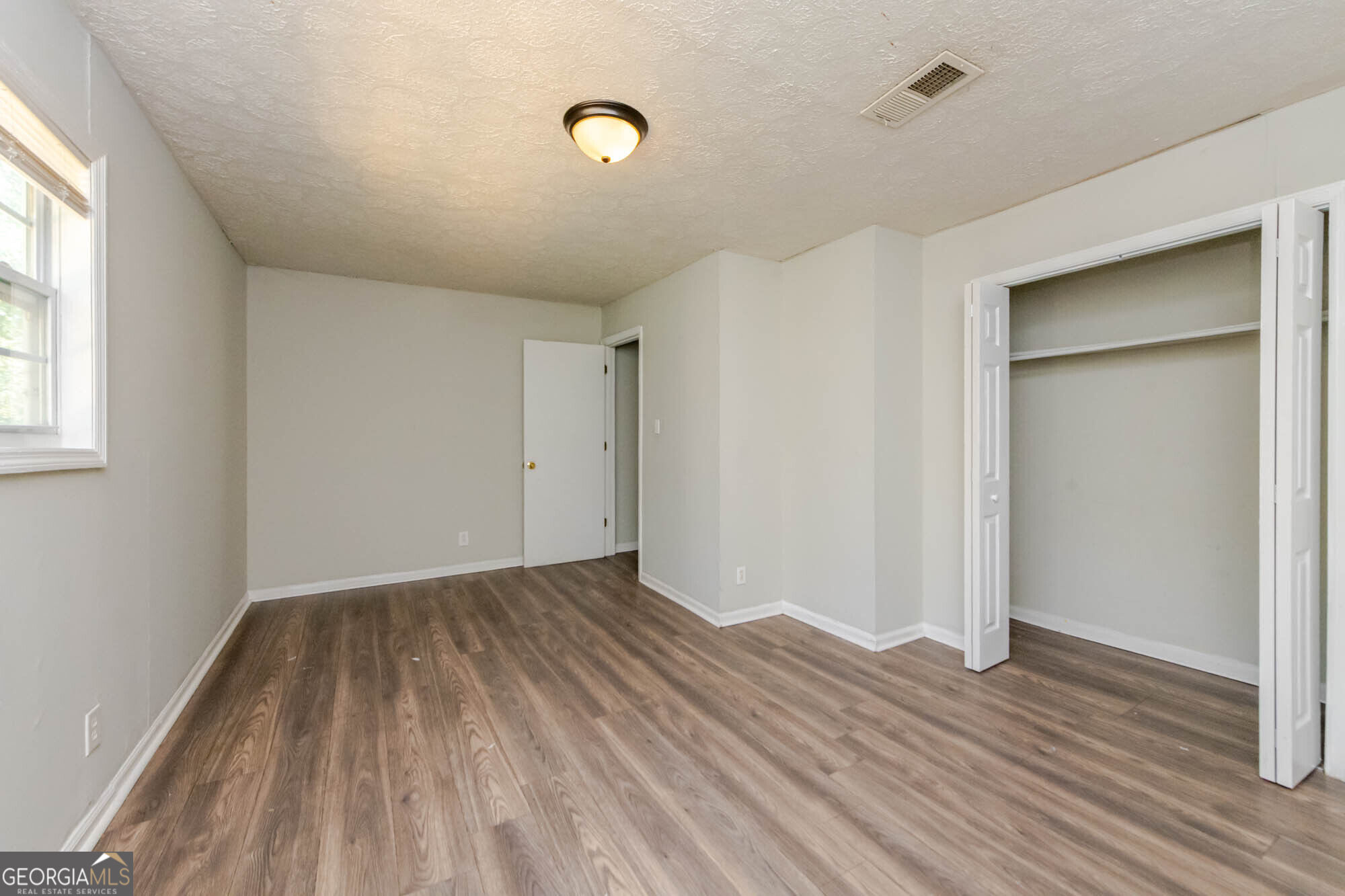 378 Cowan Street Property Photo 19