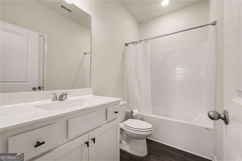 790 Riverwood Pass Property Photo 11