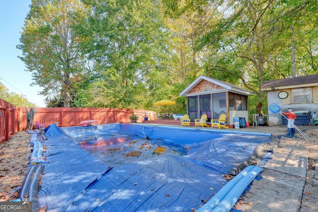 4334 E Cherokee Drive Property Photo 3