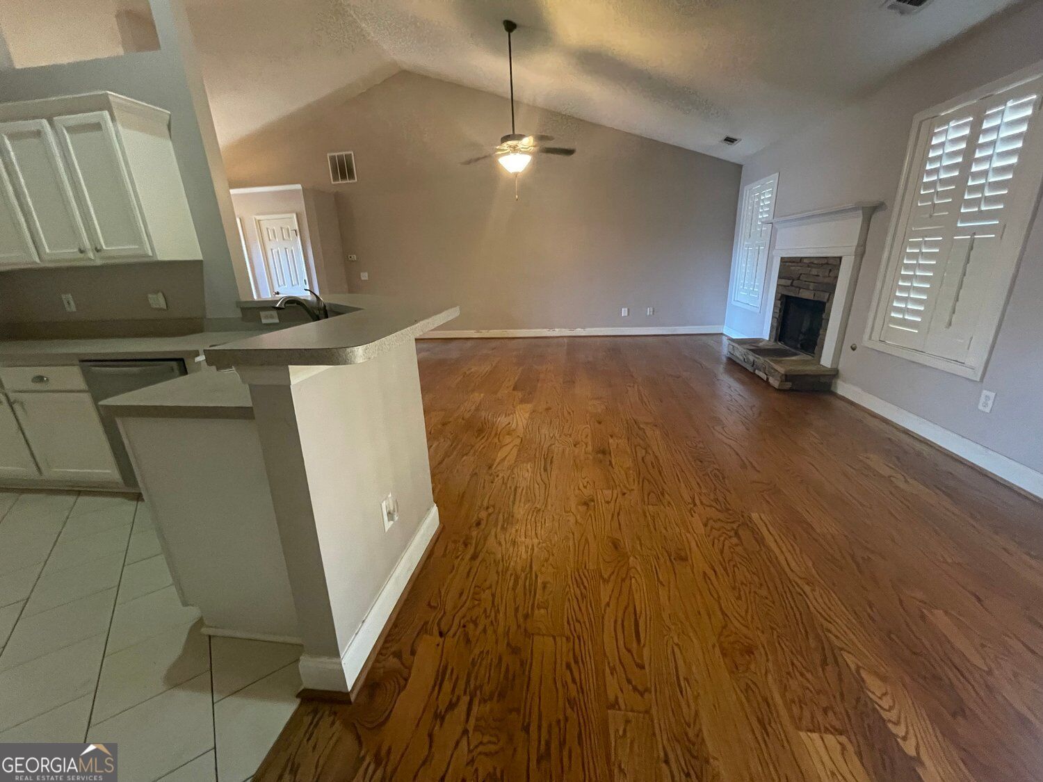 18 Column Court Property Photo 25