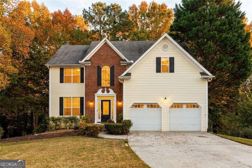 2219 Brickton Crossing Property Photo 2