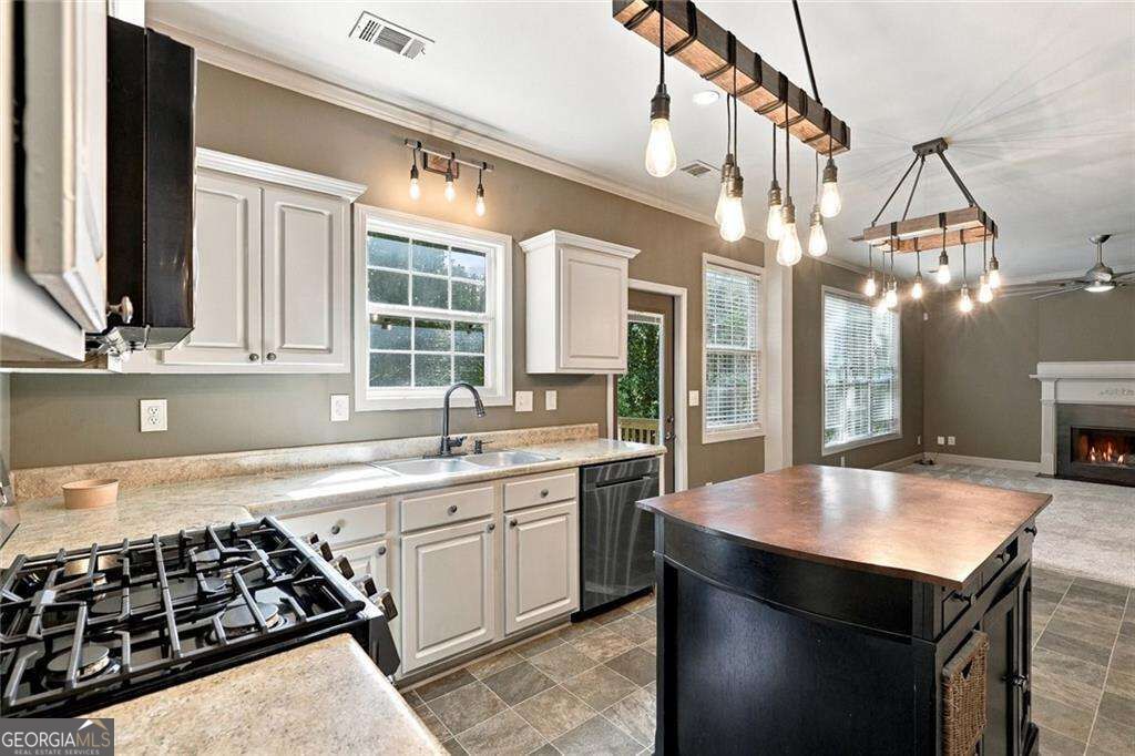 2219 Brickton Crossing Property Photo 15