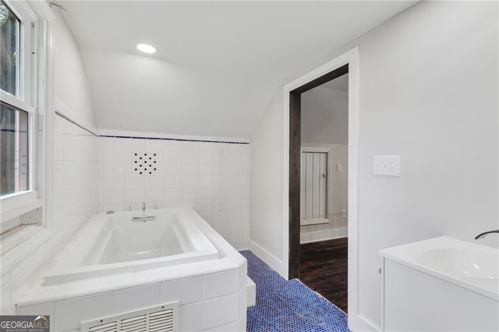 1238 Trenton Street Se Property Photo 22