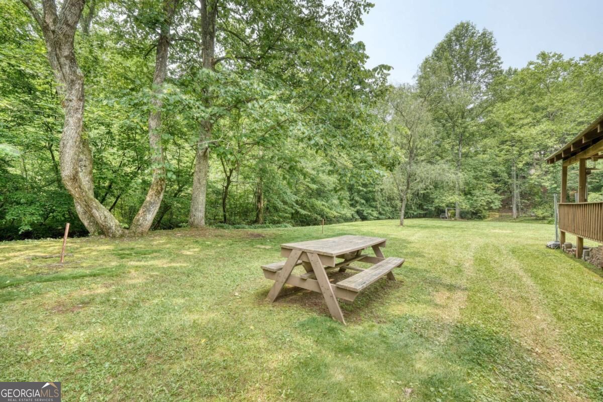 49 Sunshine Street Property Photo 49