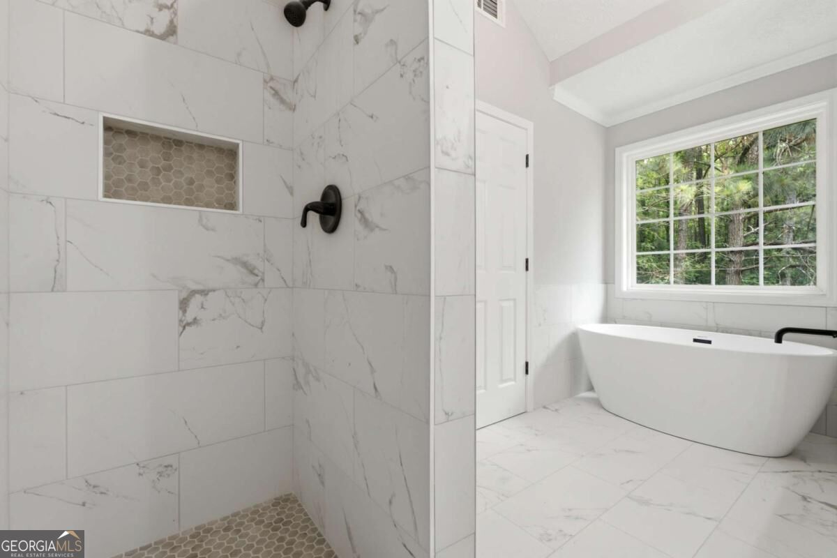 210 Coldwater Drive Property Photo 41