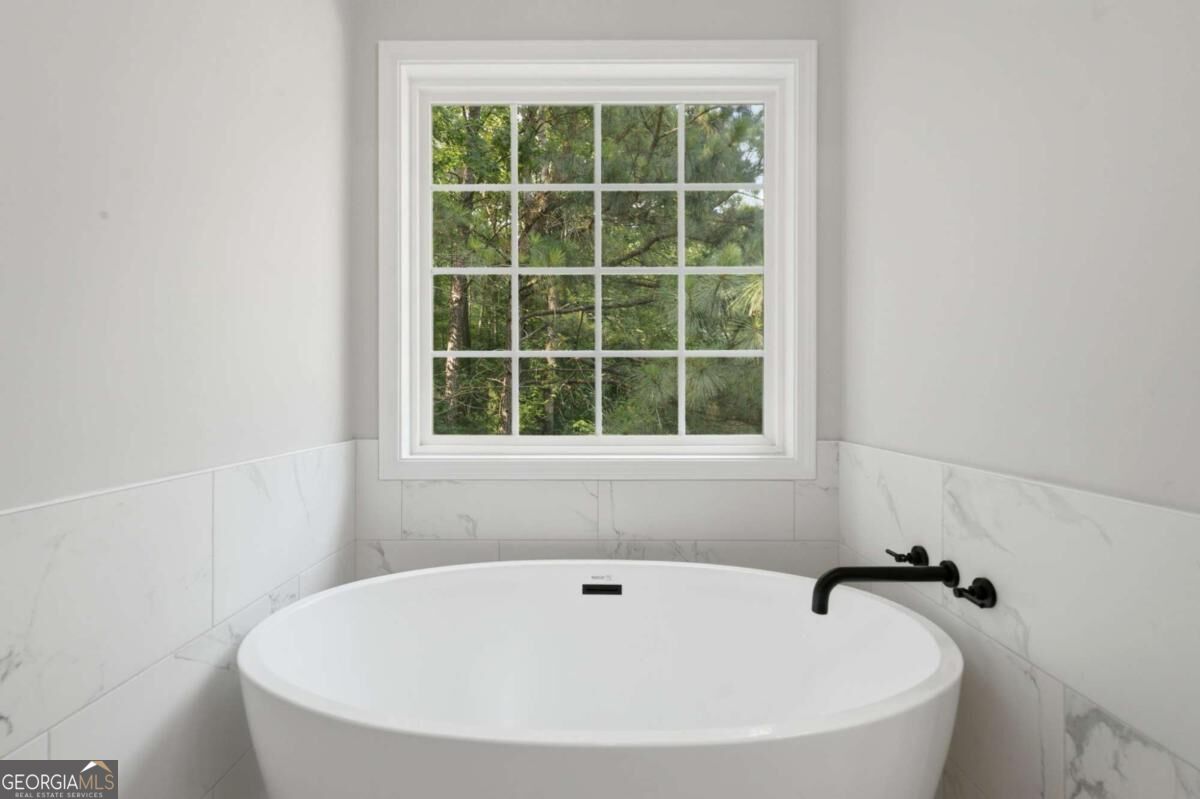 210 Coldwater Drive Property Photo 43