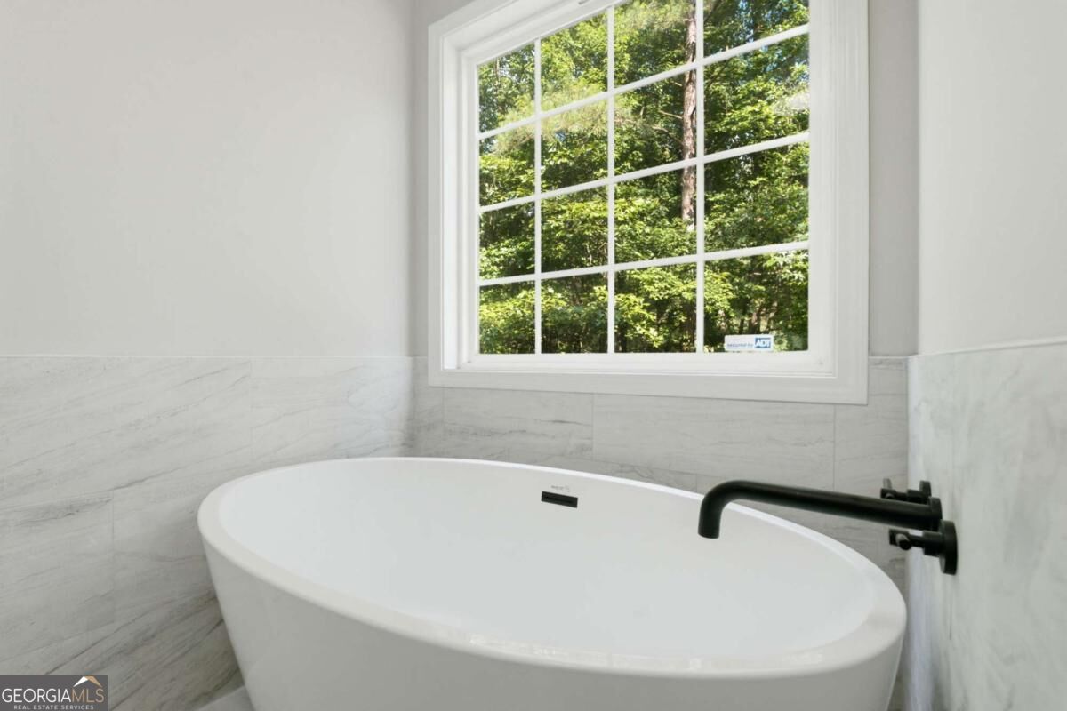 210 Coldwater Drive Property Photo 56