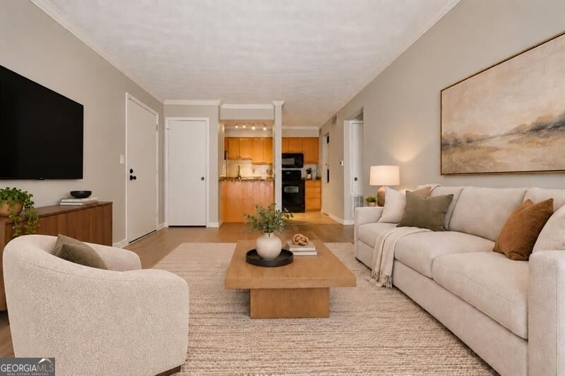 3160 Seven Pines Court # 105 Property Photo 2