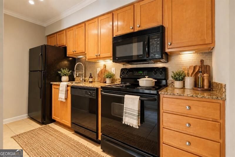 3160 Seven Pines Court # 105 Property Photo 6