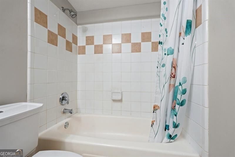 3160 Seven Pines Court # 105 Property Photo 16
