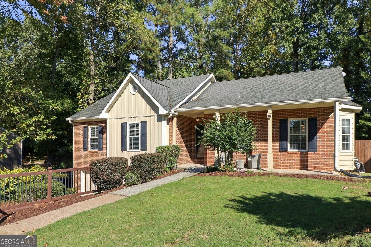 4860 Hampton Square Drive Property Photo 5
