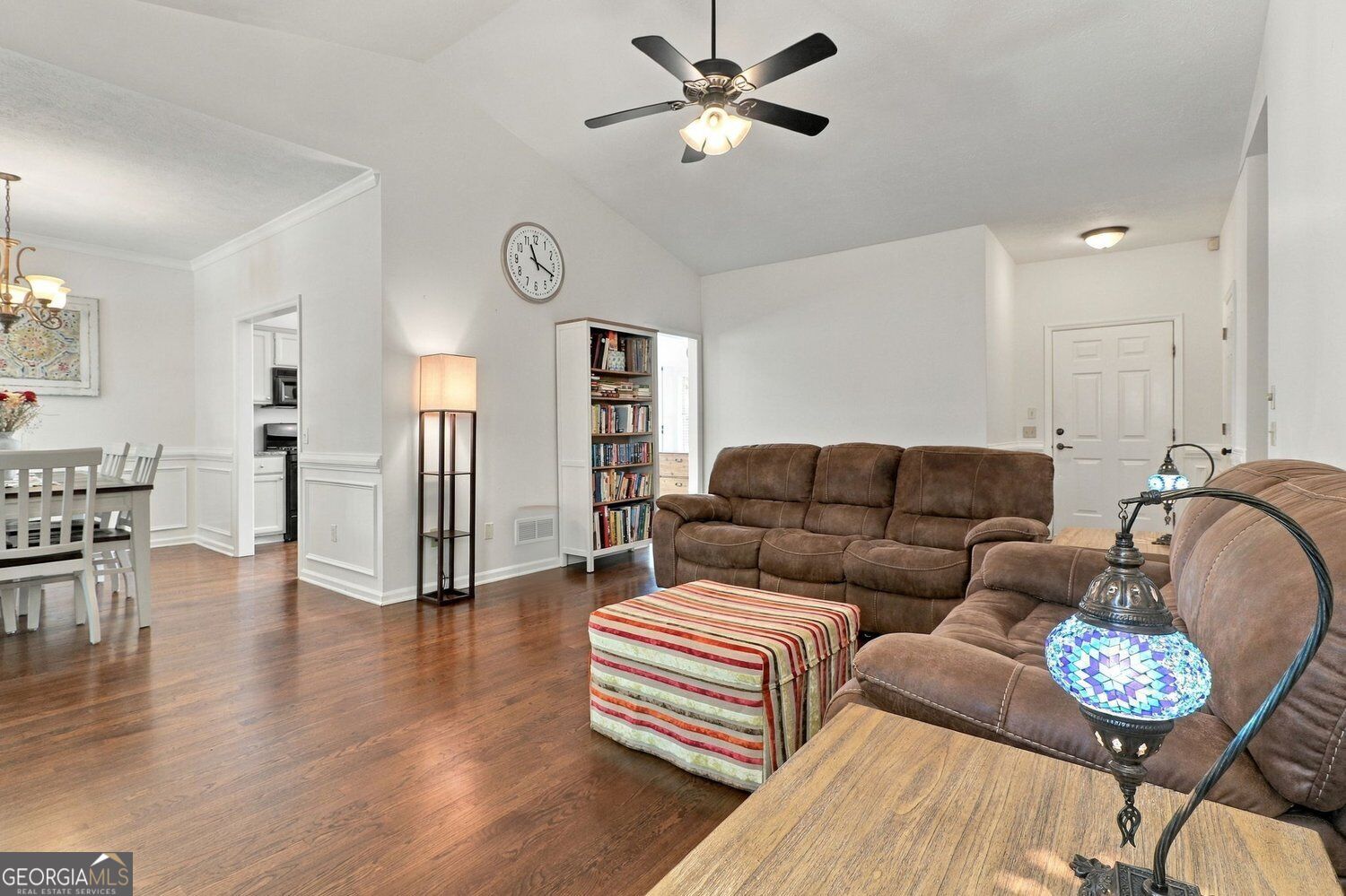 4860 Hampton Square Drive Property Photo 8