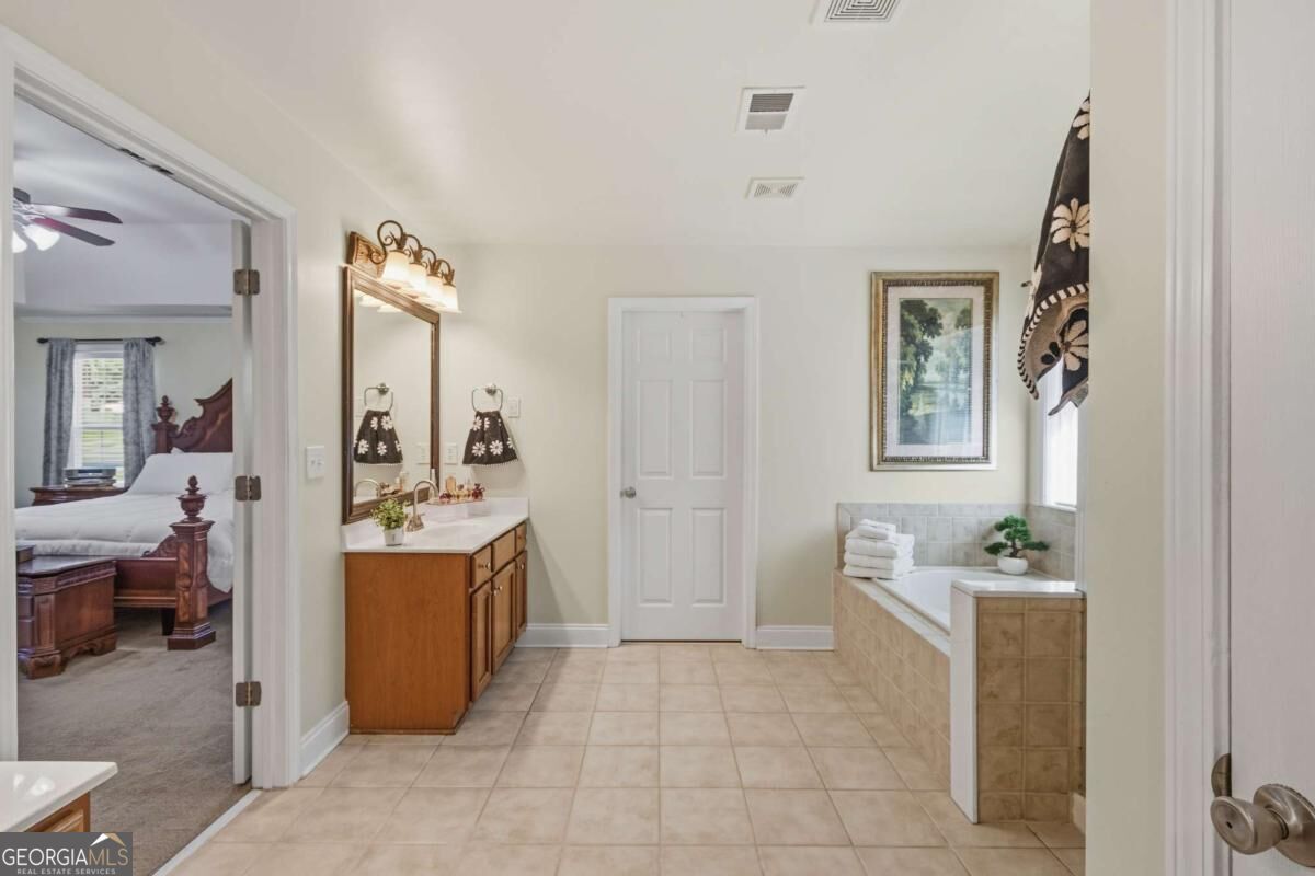 5425 Pleasant Woods Drive Property Photo 35