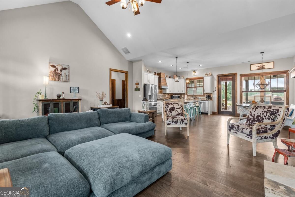 551 Lovell Road Property Photo 10